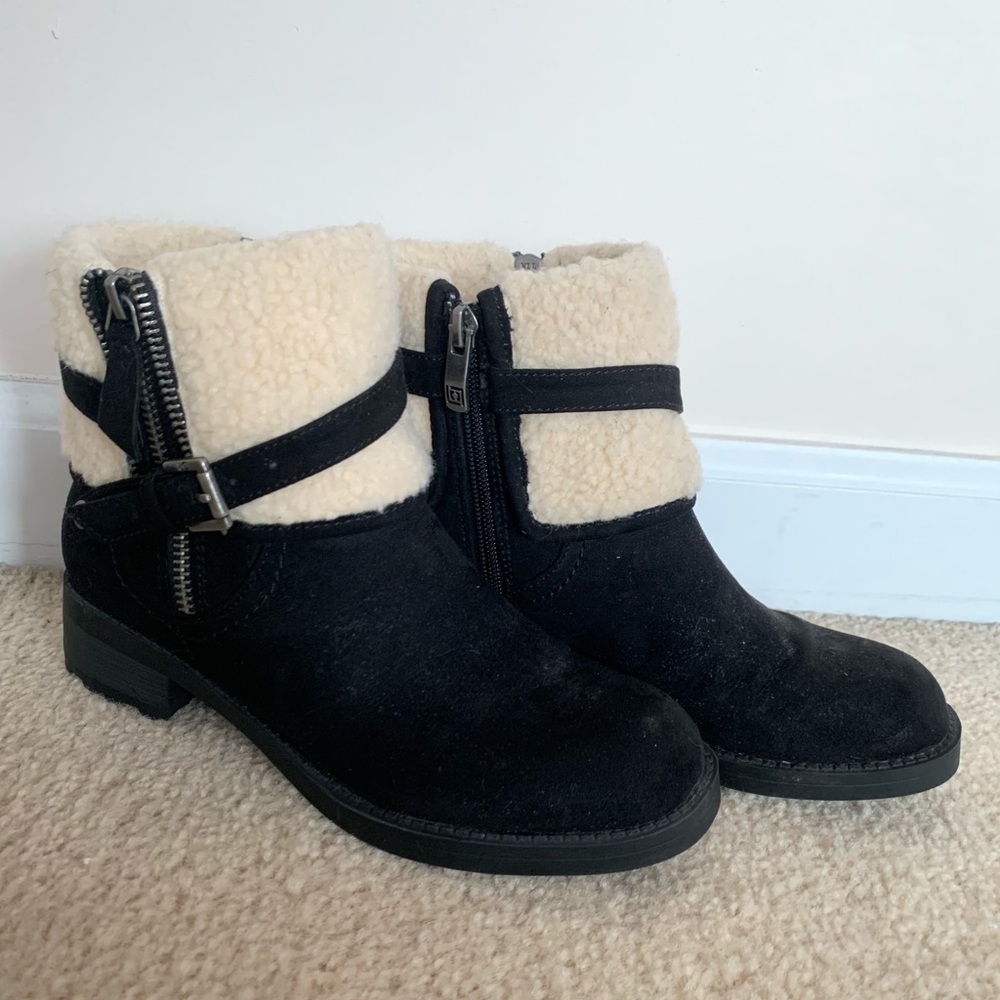 Liz Claiborne Ankle Booties